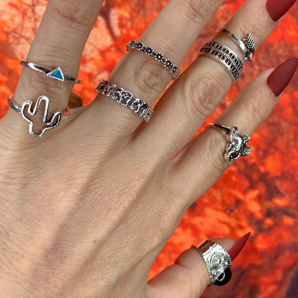 3/$10 NEW Boho Style Rings & MIDI Rings Design Mix / silver tone Bundle NWOT - Picture 4 of 7